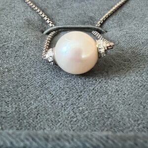 David Yurman 10mm Solari Elegant Pearl Pendant Necklace